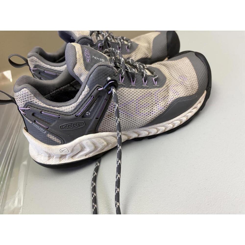 Keen Women's NXIS Athletic Shoes Gray and Purple Size 7